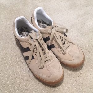 Goal Tan Suede Sneakers